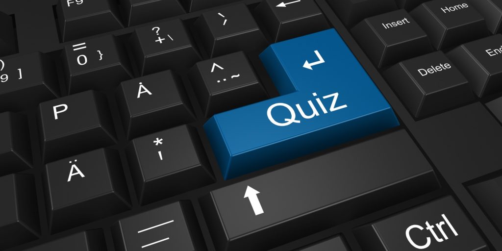 clavier d'ordinateur avec le mot Quiz à la place du mot Enter